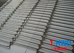 乙型網帶材質主要采用不銹鋼202、不銹鋼304、不銹鋼 1Cr18Ni9Ti特等材質不銹鋼絲制作，具有耐高溫、耐腐蝕、透氣性能好等特殊功能；